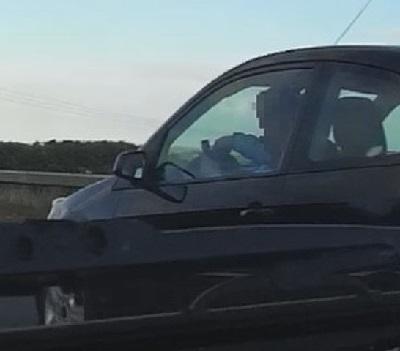 distracted_driving_texting_while_driving