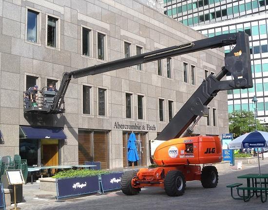 cherry_picker_aerial_work_platform