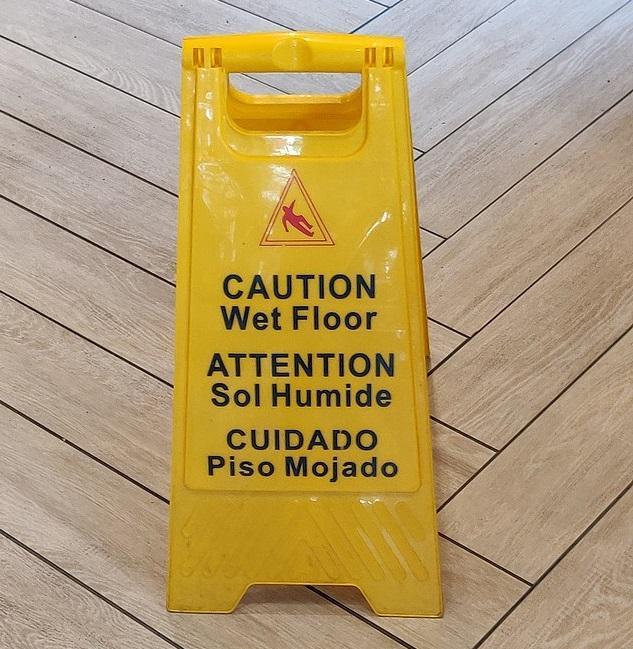 wet_floor_sign