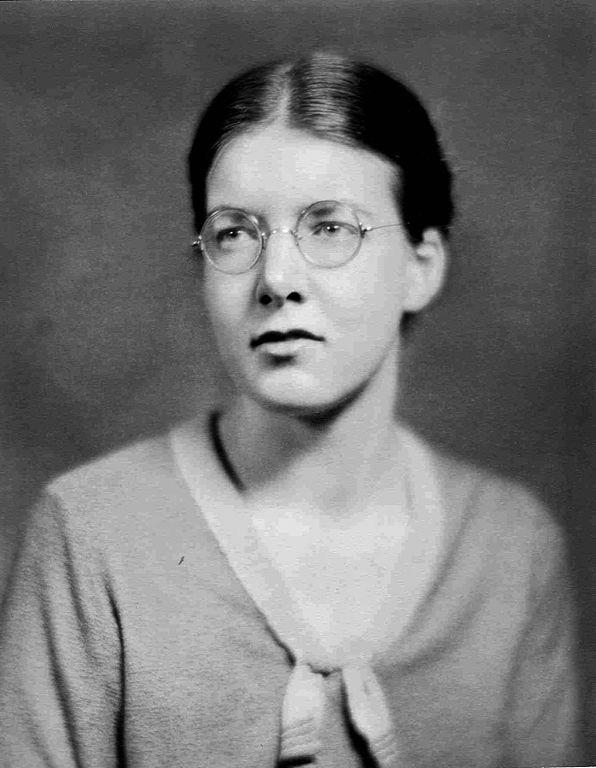 A Biography of Mabel H. Grosvenor