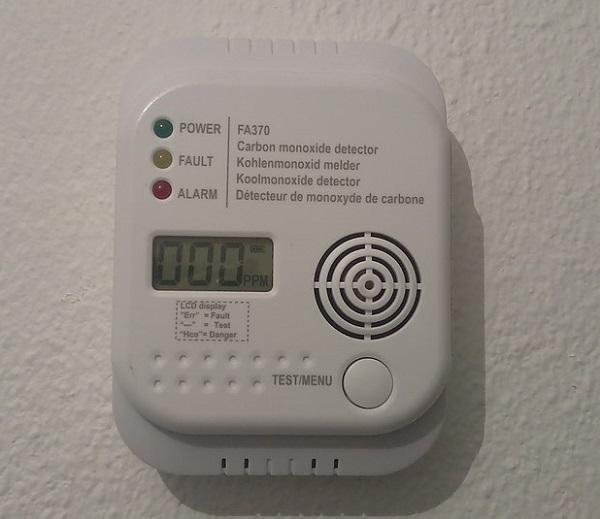 FA370_Carbon_monoxide_detector