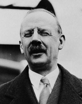 Gilbert_Hovey_Grosvenor_1927