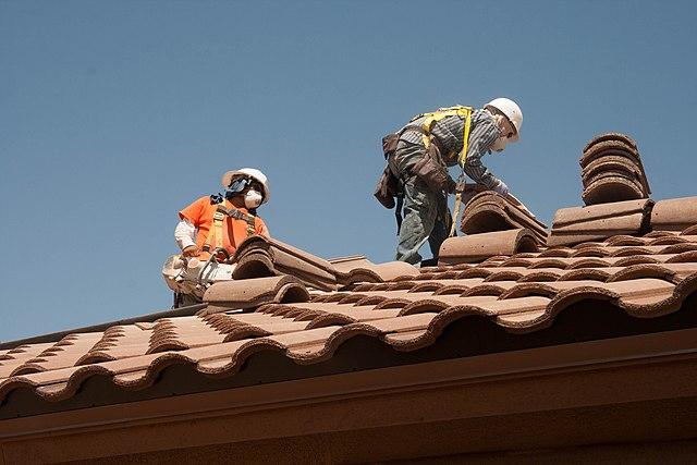 Workplace Safety and OSHA Compliance Guide for Roofing Workers