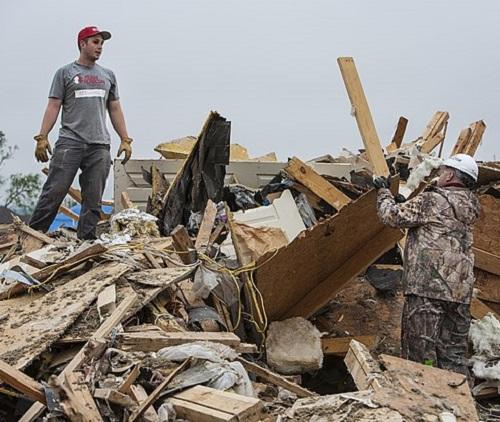 Keeping Workers Safe During Disaster Cleanup and Recovery