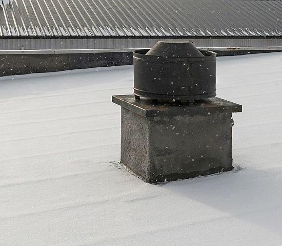 Protecting Roof Workers Tips for Removing Snow and Preventing Falls